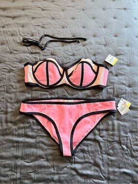 Bar III Sunset Colors Coral Pink “Whip it Good” Pink Bikini w/ convertible top